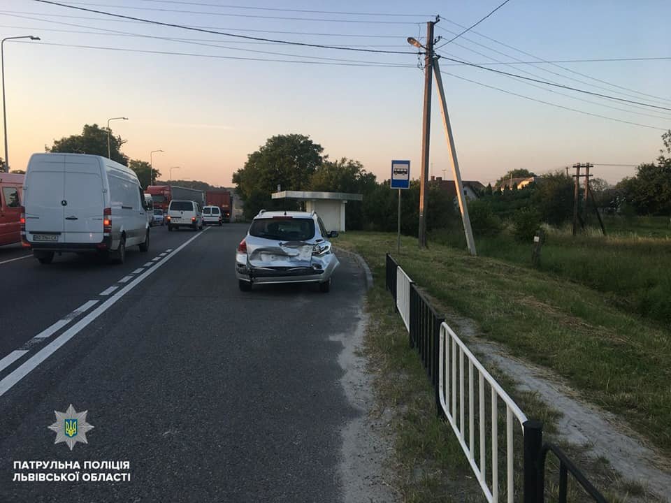 Фото: патрульна поліція Фото: патрульна поліція