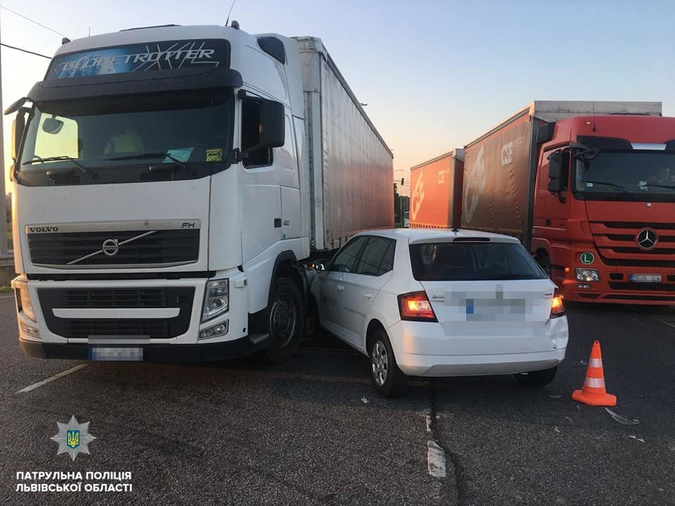Фото: патрульна поліція Фото: патрульна поліція