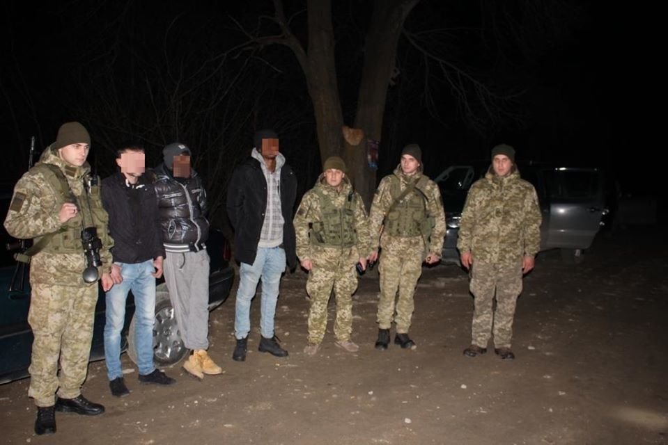 Нелегали з Африки