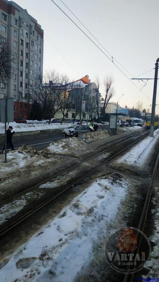 У Львові в ДТП потрапили патрульні