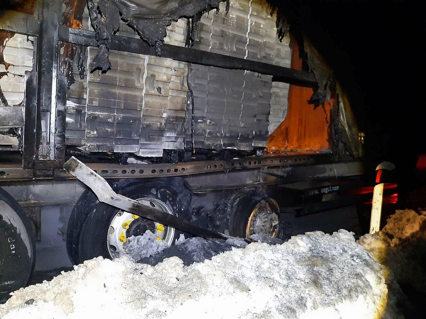 Пожежа у вантажному автомобілі Пожежа у вантажному автомобілі, Фото: ДСНС Львівщини