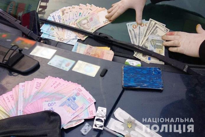Поліцейські викрили членів злочинної групи, які займалися наркобізн... Поліцейські викрили членів злочинної групи, які займалися наркобізнесом, Фото: поліція Львівщини