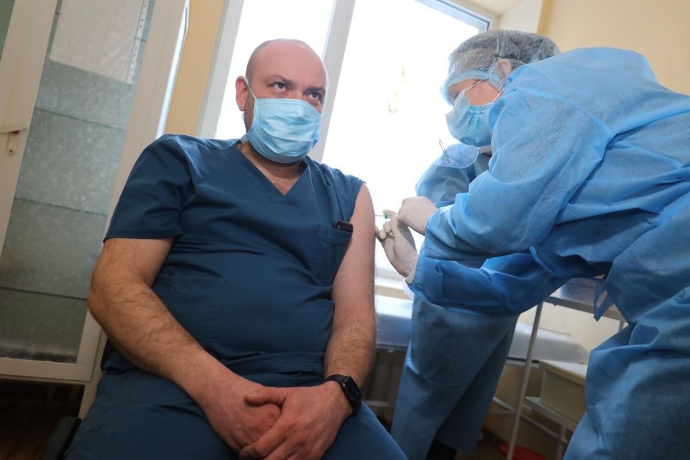 Фото - ЛМР, Вакцинація лікарів у Львові Вакцинація лікарів у Львові