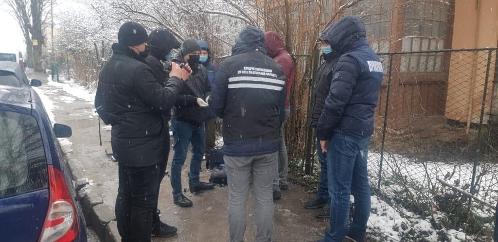 Фото - поліція Львівщини, У Дрогобичі чиновника затримали на хабарі У Дрогобичі чиновника затримали на хабарі