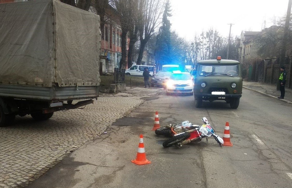У Львові під колеса 