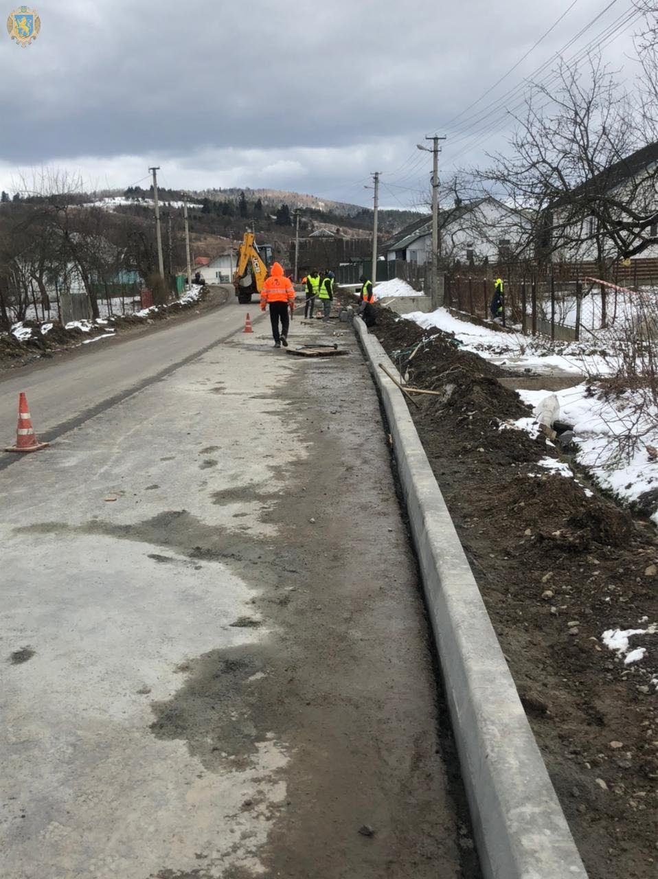 У межах села Стрілки відновили ремонт автомобільної дороги, - ФОТО