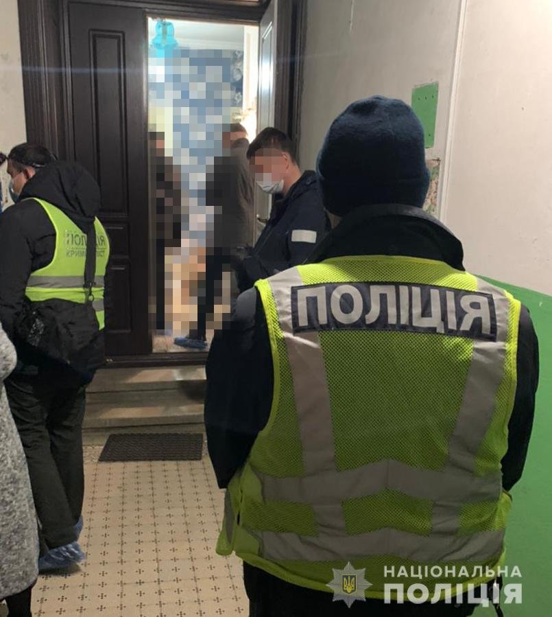 Поліцейські встановлюють обставини вбивства студентки, Фото: поліція