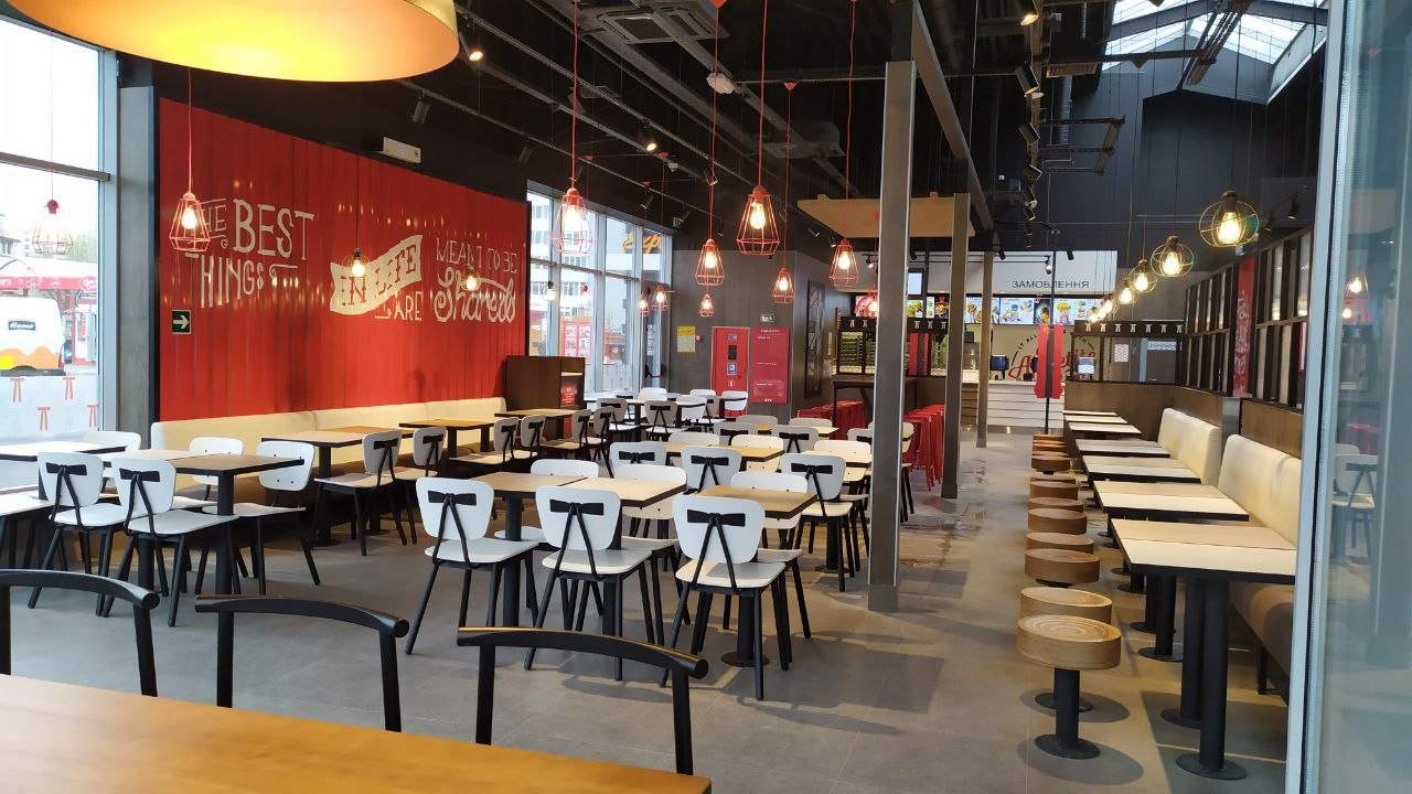 KFC у Львові на Сихові, Фото: "Арсен", фейсбук