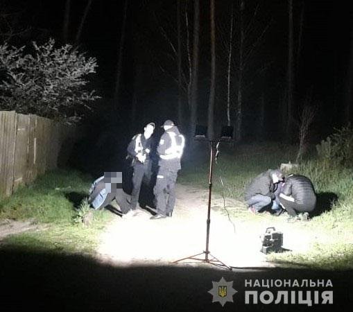 На Львівщині поліцейські затримали чоловіка зі зброєю, який стріляв та погрожував поліцейським, Фото: пресслужби поліції Львівщини