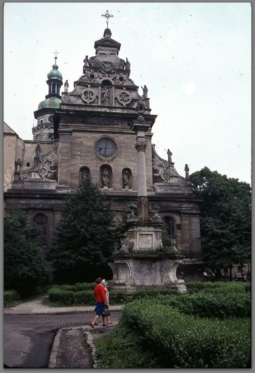 Площа Возз'єднання (пл. Соборна), Фото опублікував: Гриць Совків, фейсбук