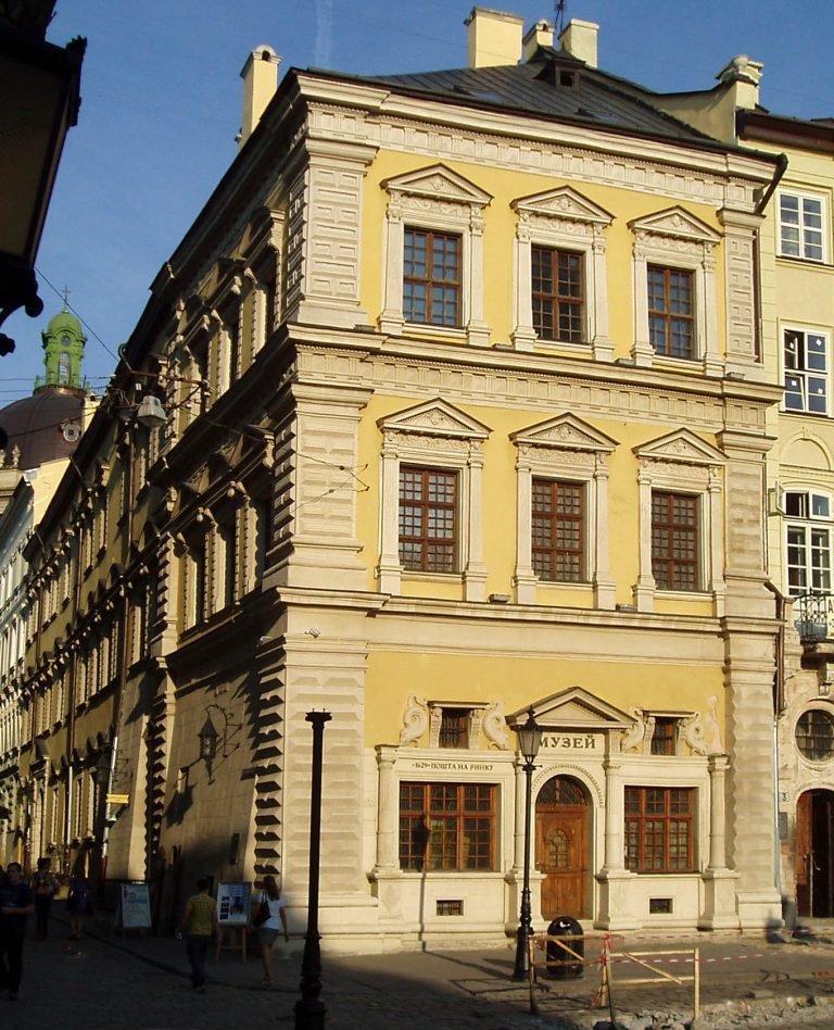Палац Бандінеллі Палац Бандінеллі, Фото: hotel-edem.lviv.ua