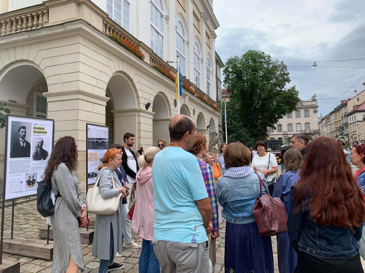 Початок кураторської екскурсії спорудами Альфреда Захарієвича, Фото - 032