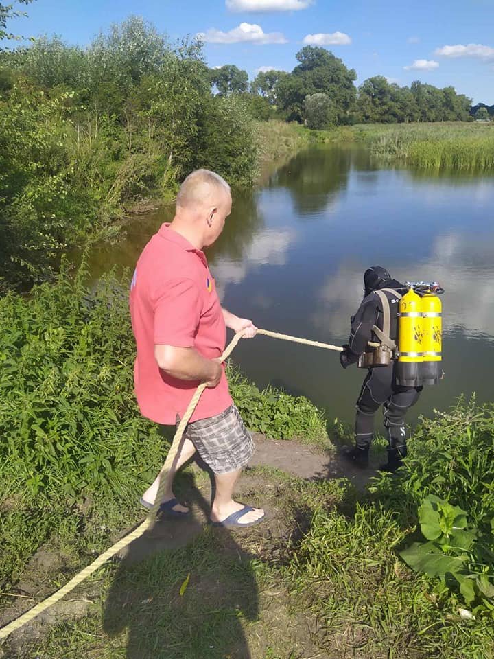 На Львівщині у озері втопився чоловік, Фото - водолазна служба Львівщини
