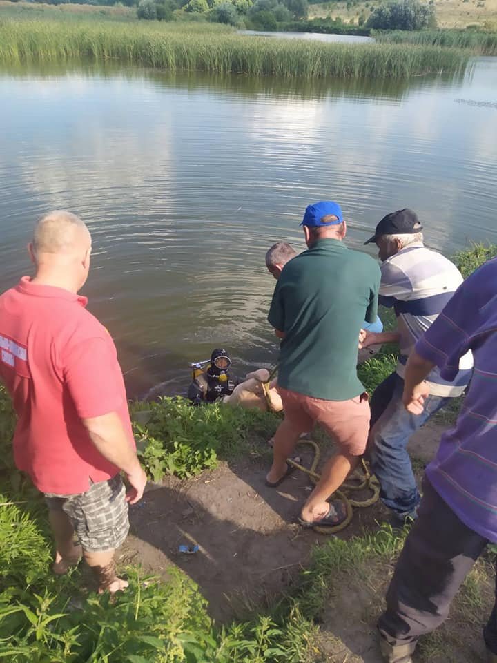 На Львівщині у озері втопився чоловік, Фото - водолазна служба Львівщини