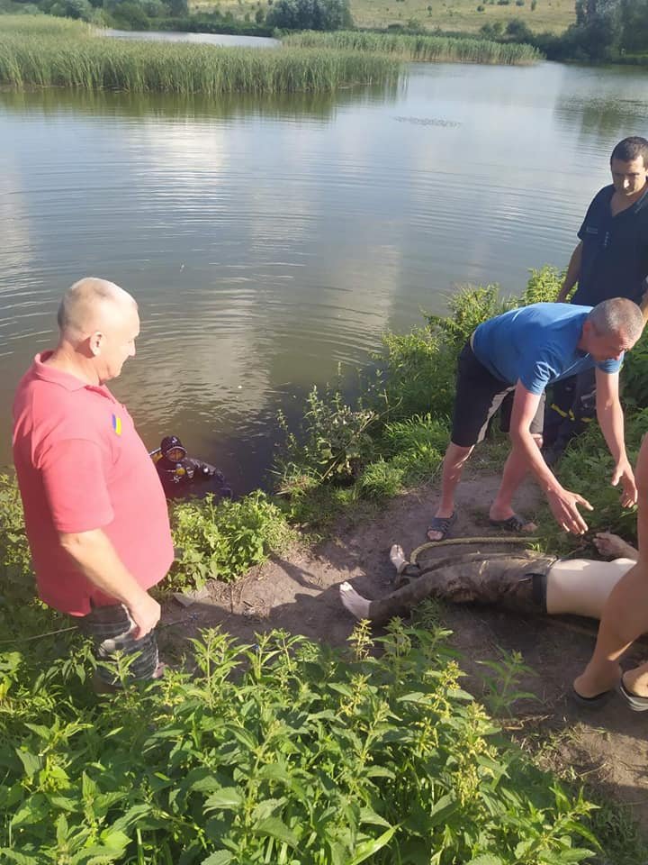 На Львівщині у озері втопився чоловік, Фото - водолазна служба Львівщини