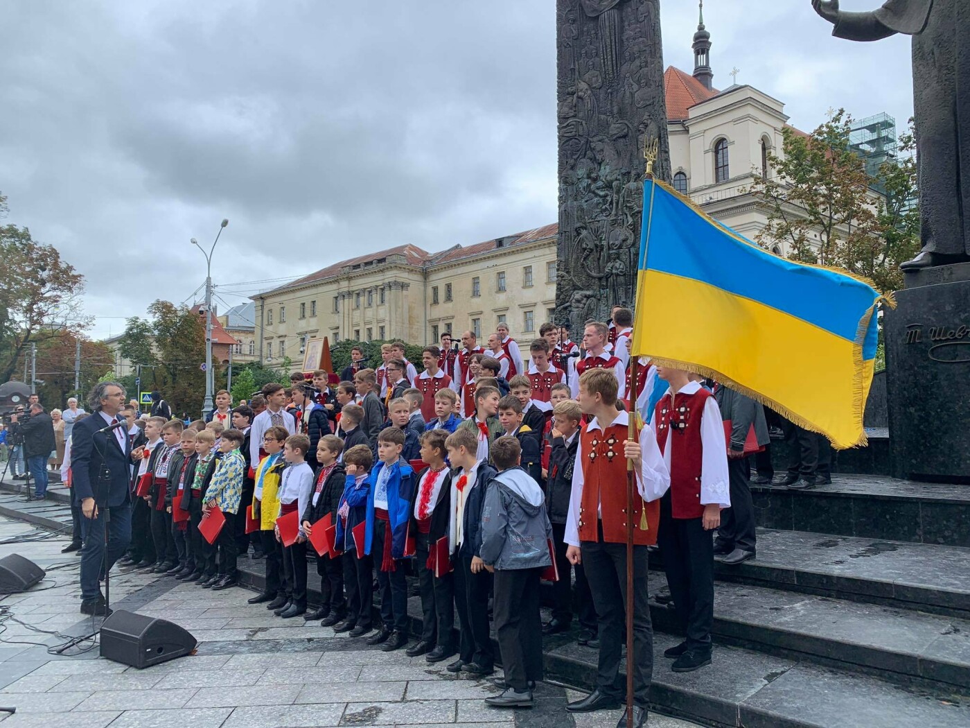 У Львові "Дударик" виконав молитву за Україну