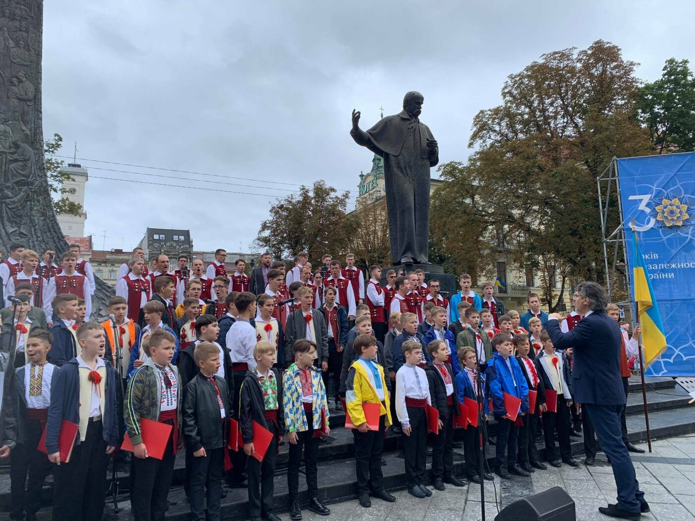 У Львові "Дударик" виконав молитву за Україну