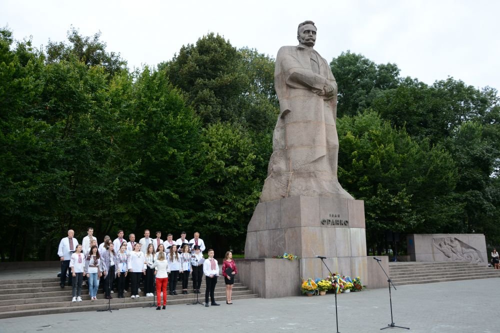165-річчя з дня народження Франка: у Львові вшанували пам’ять Великого Каменяра