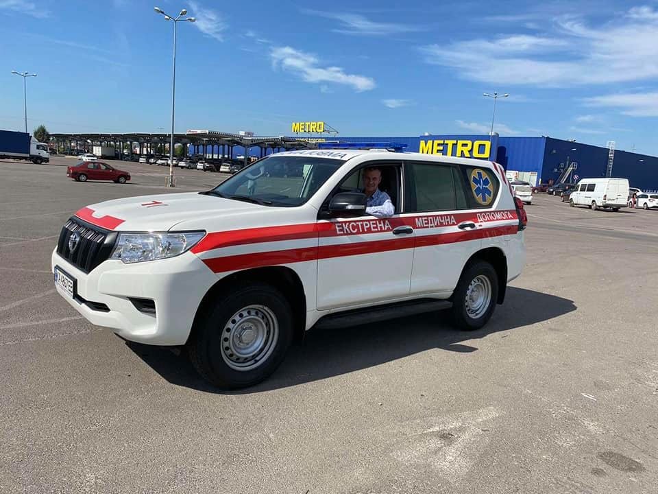 Львівські медики їздитимуть на Toyota Land Cruiser Prado, - ФОТО