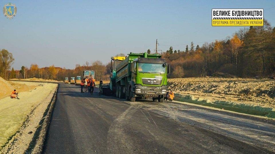 Як будують об'їзну дорогу поблизу Трускавця, - ФОТО