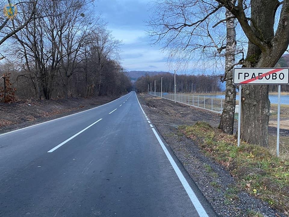 На Львівщині завершили ремонт на ділянці дороги Ясенів - Золочів, - ФОТО