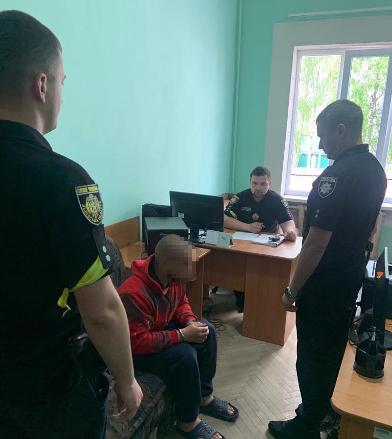 На Львівщині поліцейські затримали чоловіка, який завдав смертельних травм своєму дядькові, Фото: пресслужби поліції Львівщини