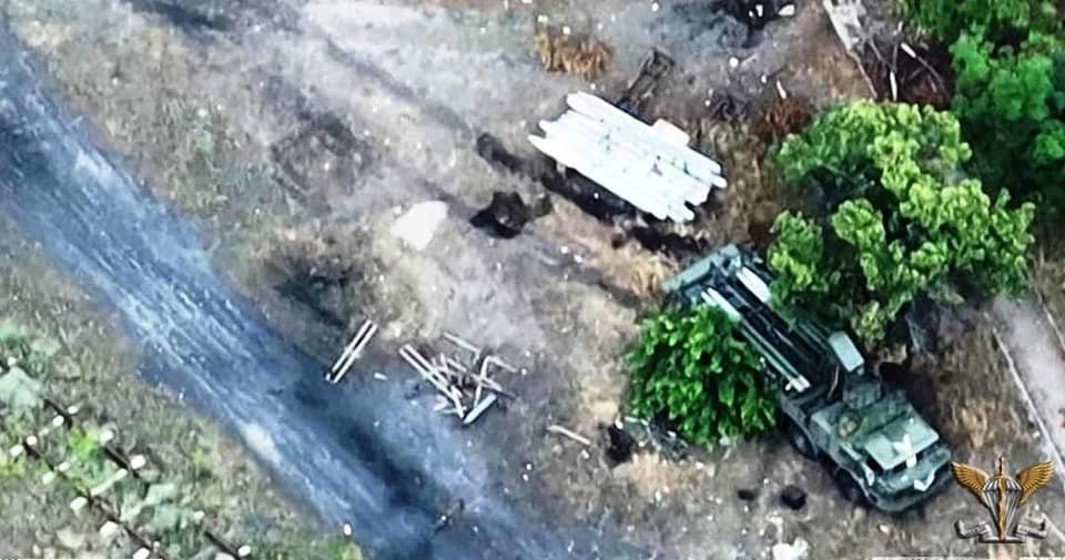 Артилеристи знищили дві ворожі машини РСЗВ "Ураган" окупантів, - ФОТО