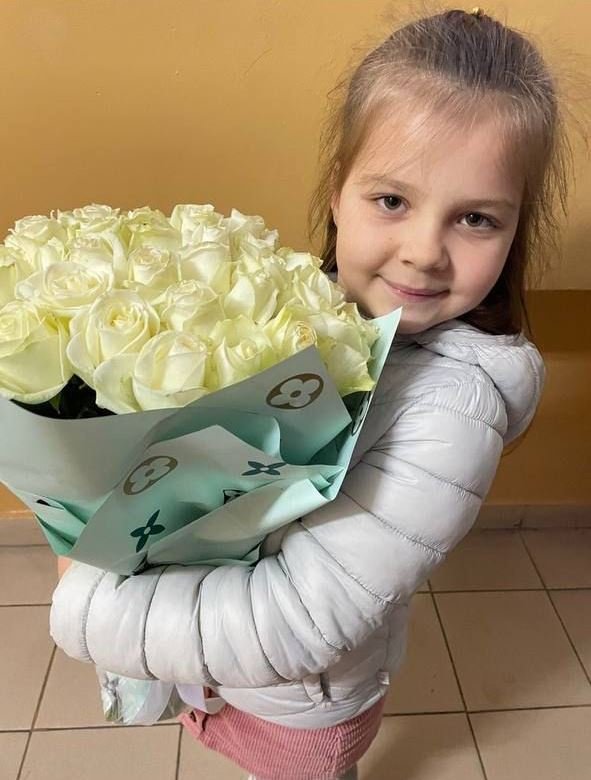 Поліція розшукує 7-річну дівчинку, яка поїхала з бабусею на Львівщину та зникла 