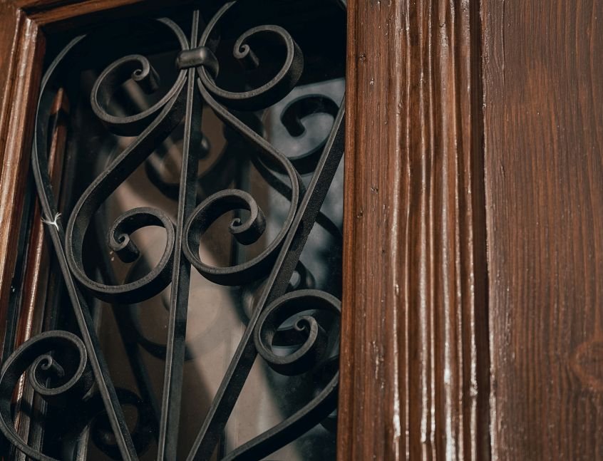 У Львові відреставрували історичну браму на Личаківській, - ФОТО