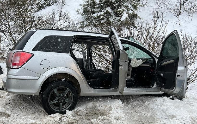 На Львівщині зіткнулися два автомобілі: постраждали водії