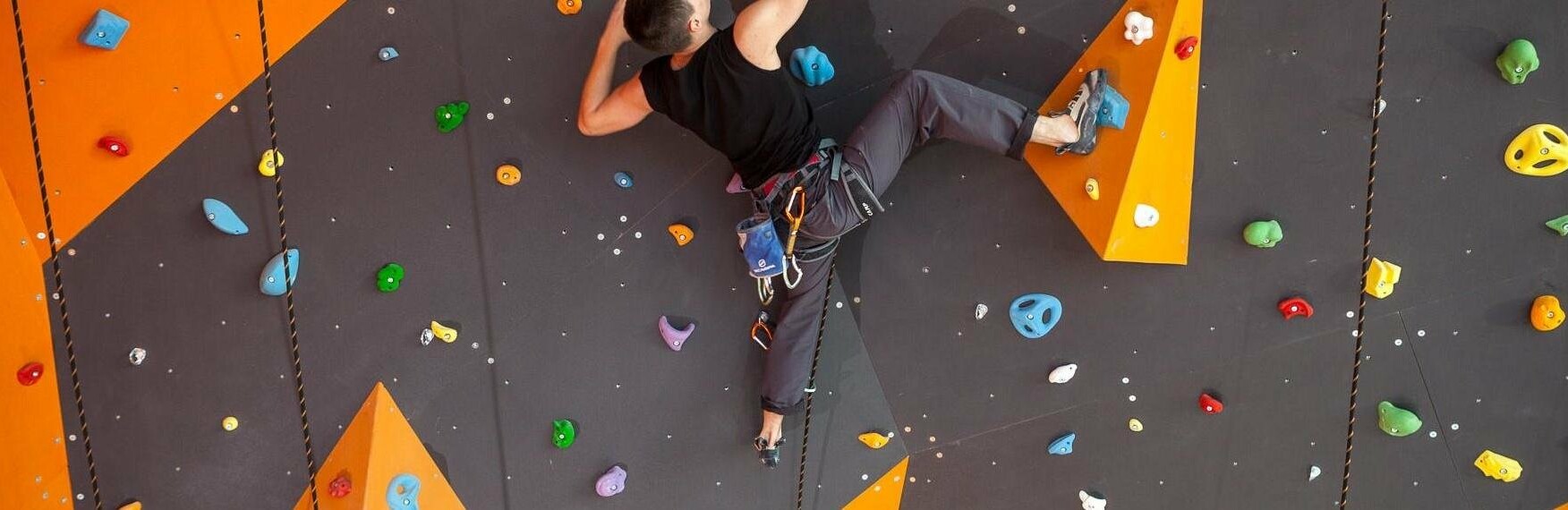 Ігрові автомати полуниці для андроїд rock climber грати