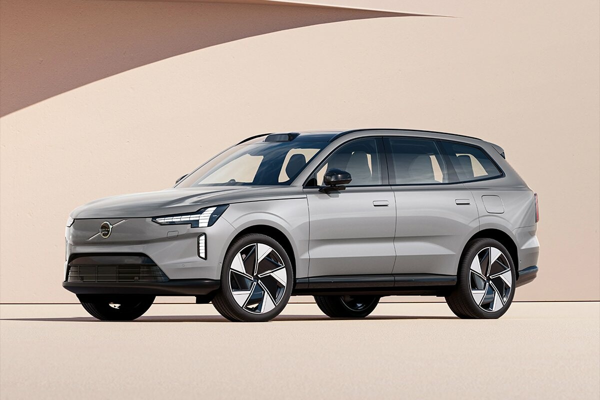 Реальний запас ходу Volvo EX90 в Україні: місто vs траса