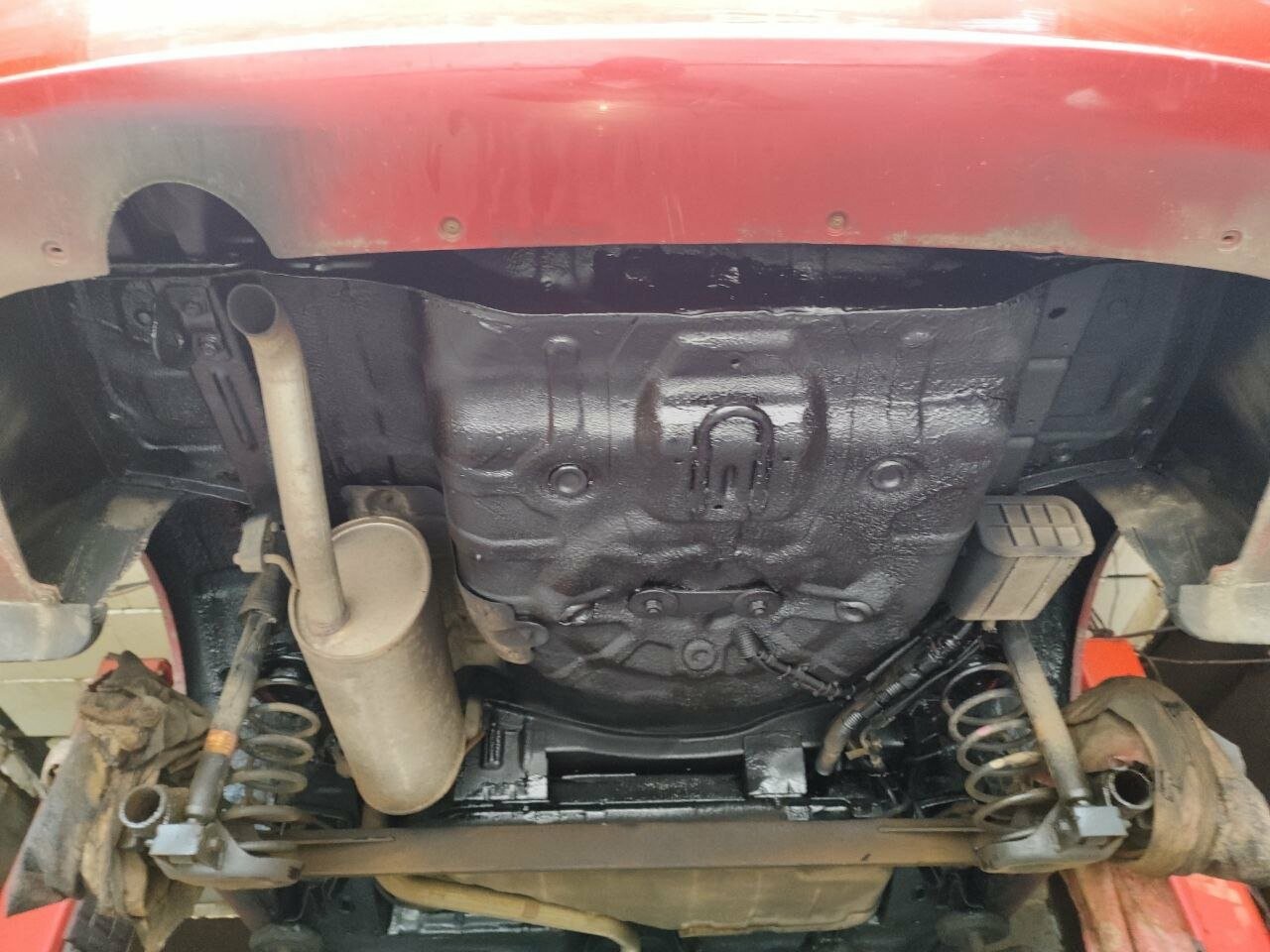 Як робиться якісна антикорозійна обробка автомобіля: фірмова технологія СТО Антикор Як робиться якісна антикорозійна обробка автомобіля: фірмова технологія СТО Антикор
