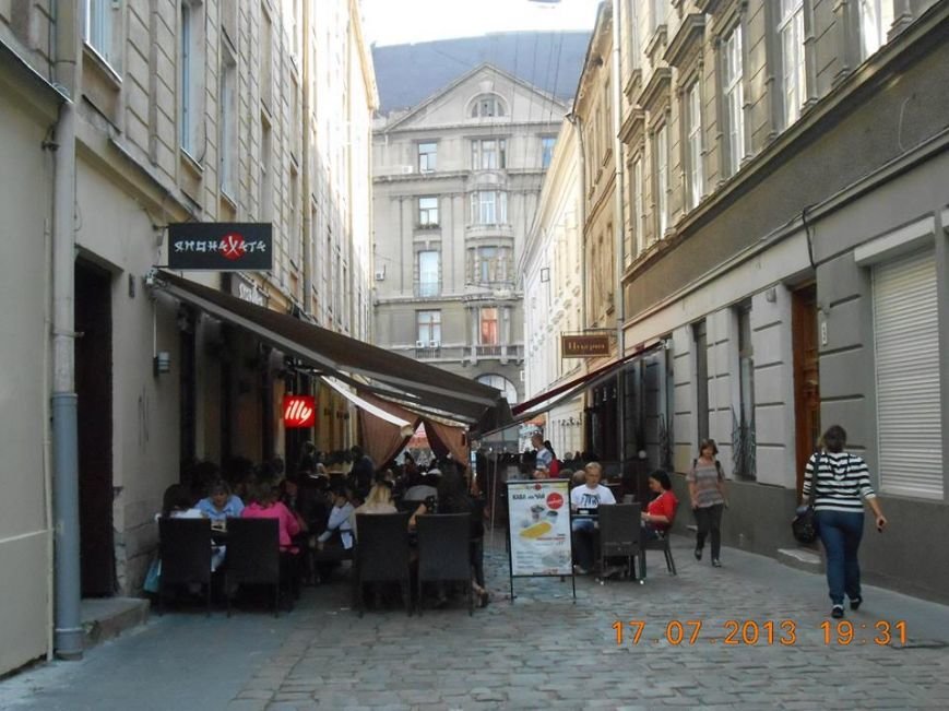 74603_10201072170119692_115062241_n