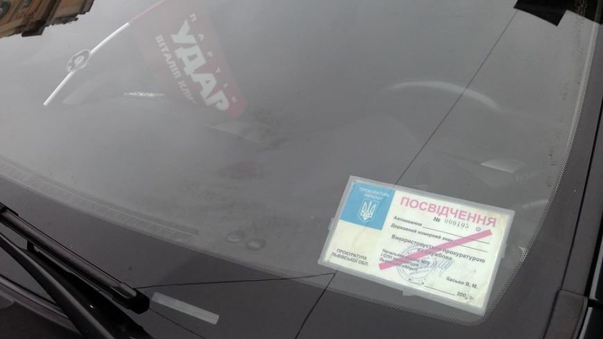 998652_10201925821136087_503975712_n