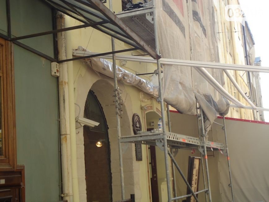 0561034bdb72524a8b8a3fa4ff0847e7