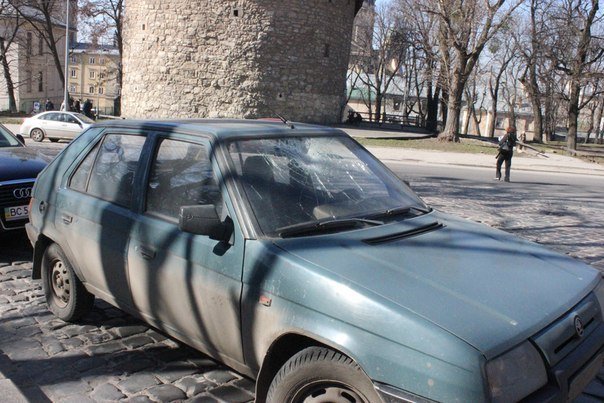 36be3f721188d460bd35d1674a3a022d