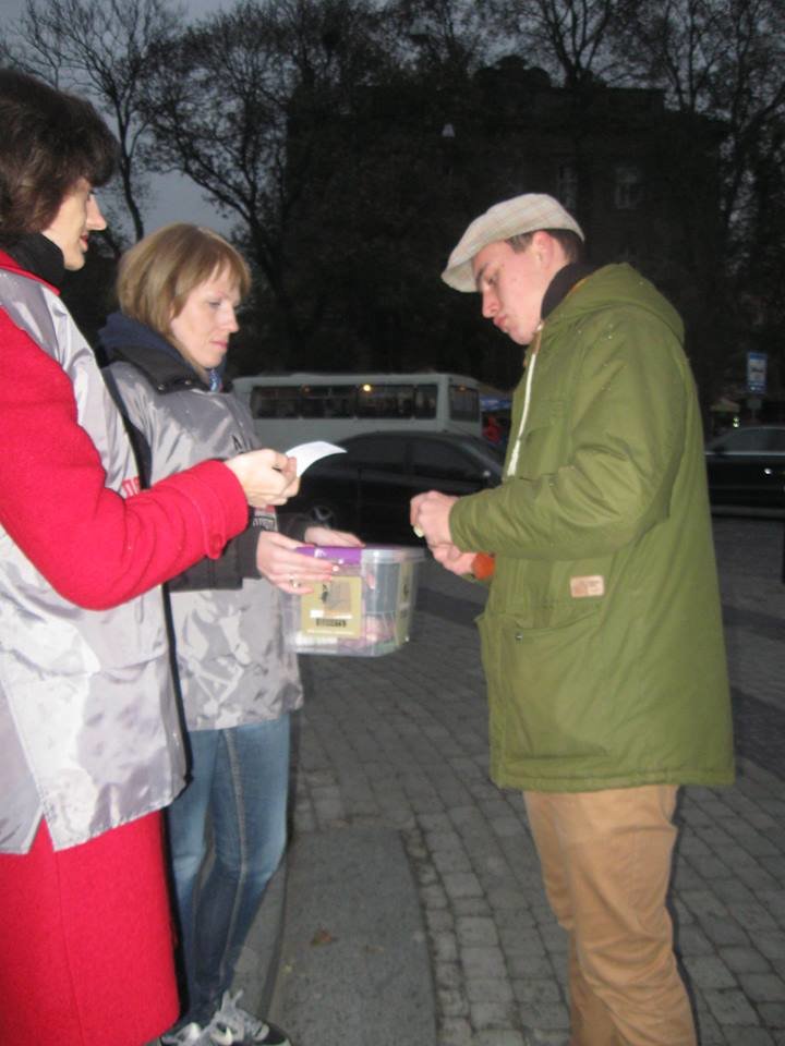 10644701_702126053197379_1744373025627475296_n