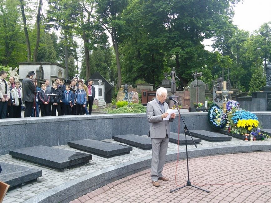 IMG_20150523_113331_1432399016