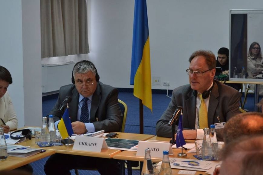 11659412_870371396377695_4673358225457968215_n