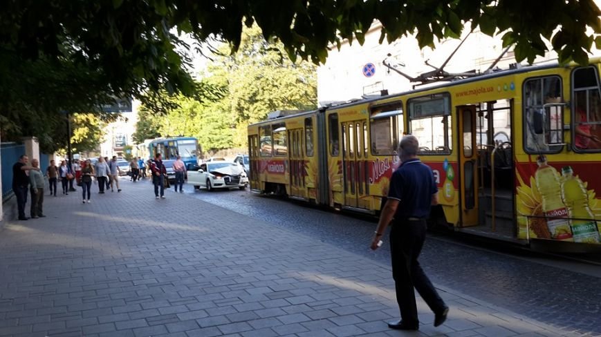 12036628_911183992268560_8870110557931602443_n