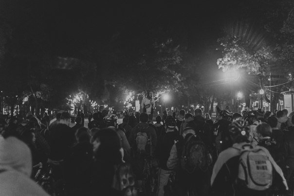 Нічне катання велосипедом по Львову. Як це було (ФОТОРЕПОРТАЖ) (фото) - фото 2