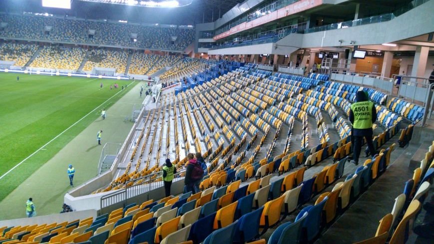 Україна-Румунія: як львів'яни вболівали за національну жіночу збірну з футболу (ФОТО) (фото) - фото 1