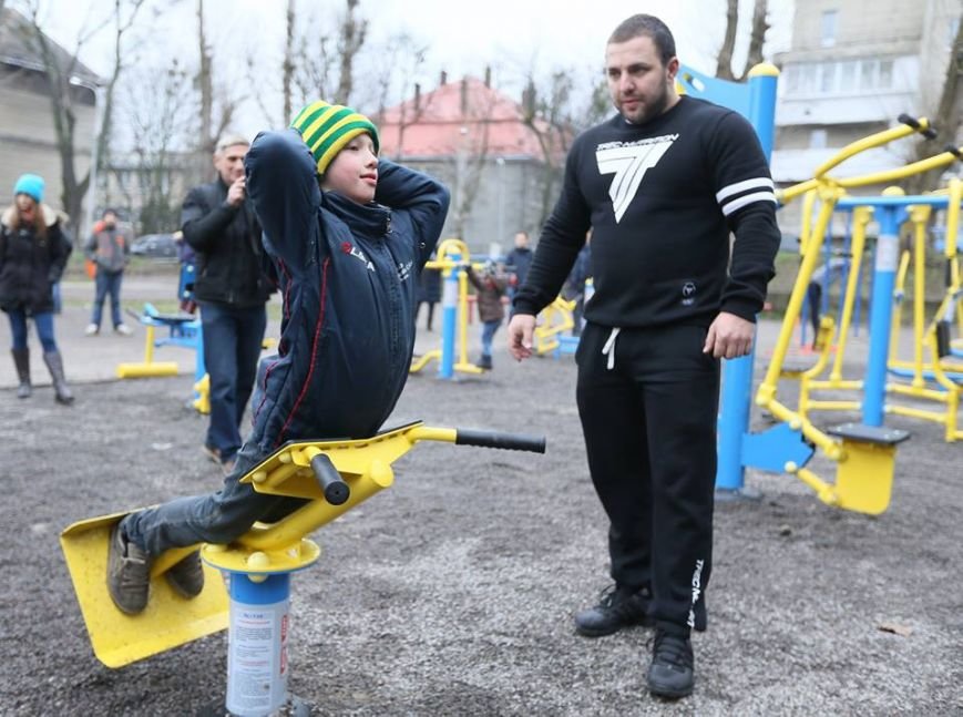 10341497_1690224061190837_7665458890939491940_n