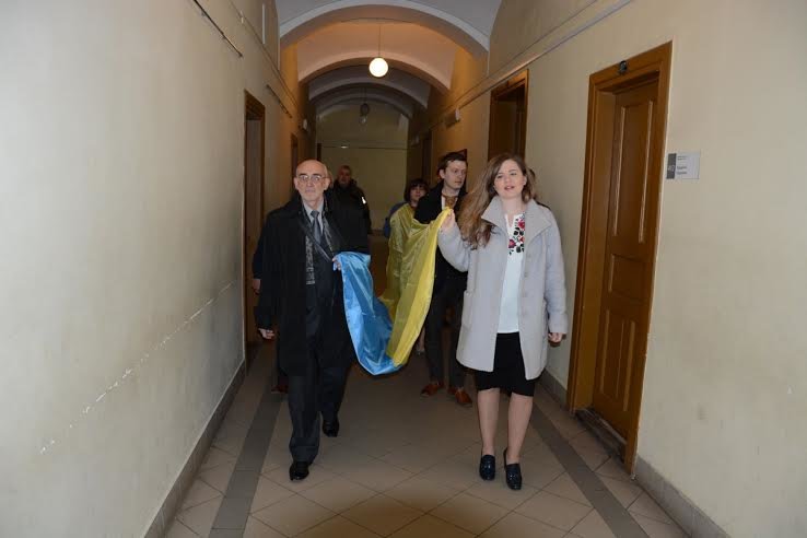 c40375a3-0dc2-4209-8e5a-05d54611d525