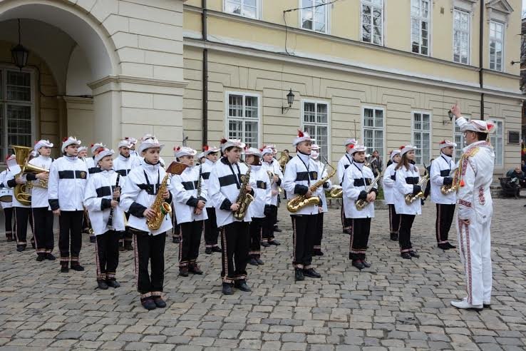 d4aaa62b-f28d-4a9d-b79a-8d94b021f44d