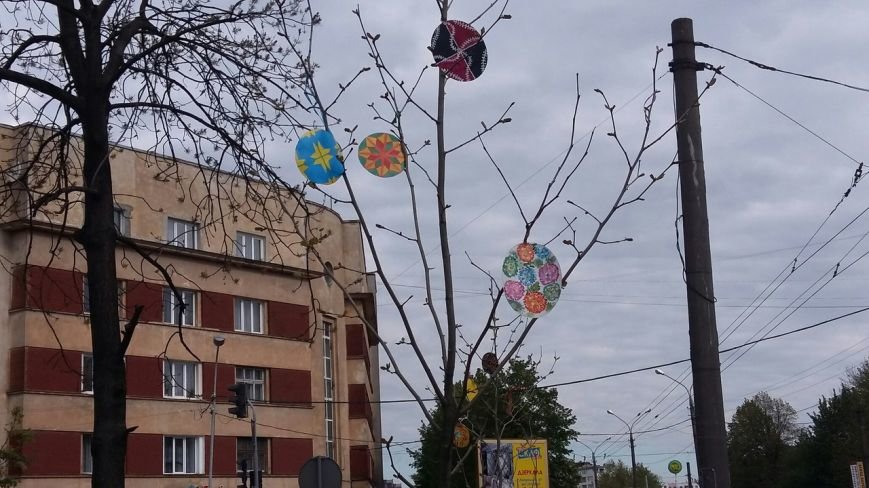 LeMOb_VyZbU