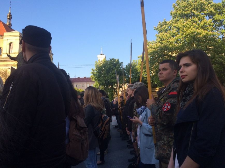 Парад вишиванок у Львові: як це було (ФОТО) (фото) - фото 2