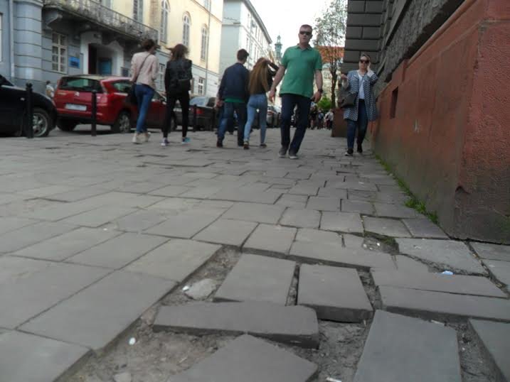 1b27c48e-78b6-473f-a77b-f28b789e31ae