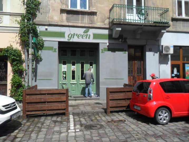 42d84c82-b392-499c-8a43-24de1bb33153